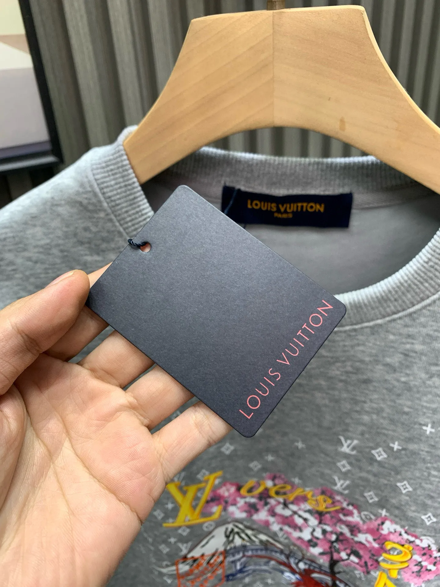 🅿️250 gray